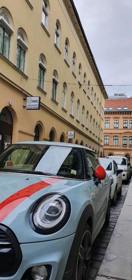 City Centre Deluxe Apartments Budapeszt Zewnętrze zdjęcie